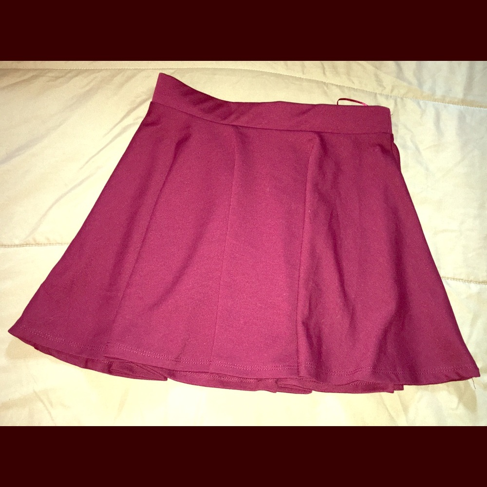 Maroon mini skirt
